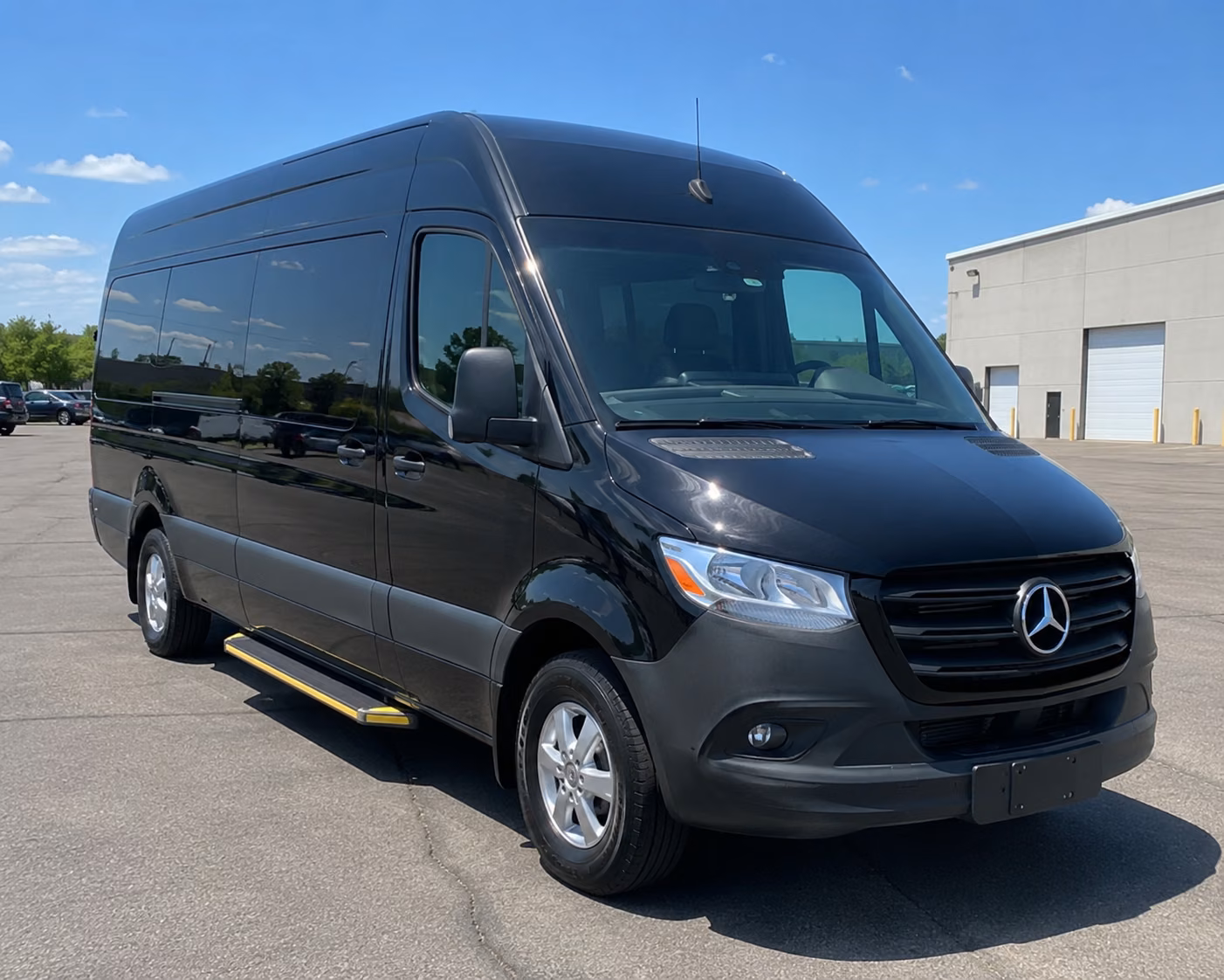 find the perfect transportation for your next airport transfer 4