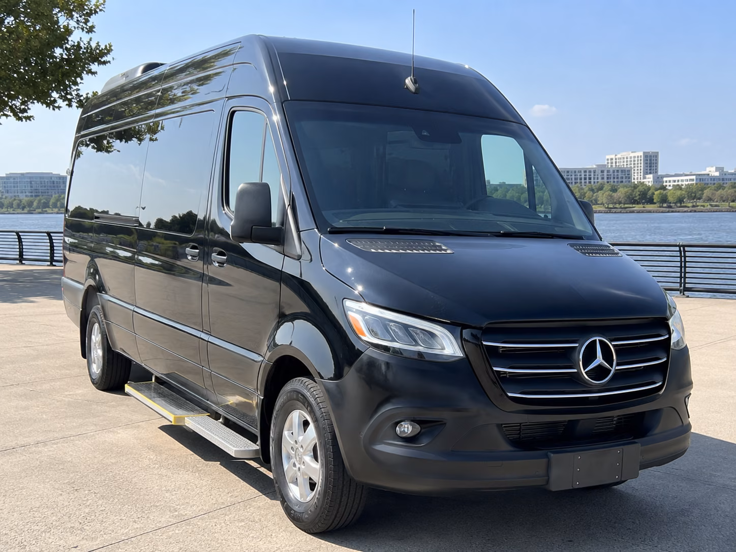 find the perfect transportation for your next prom 3