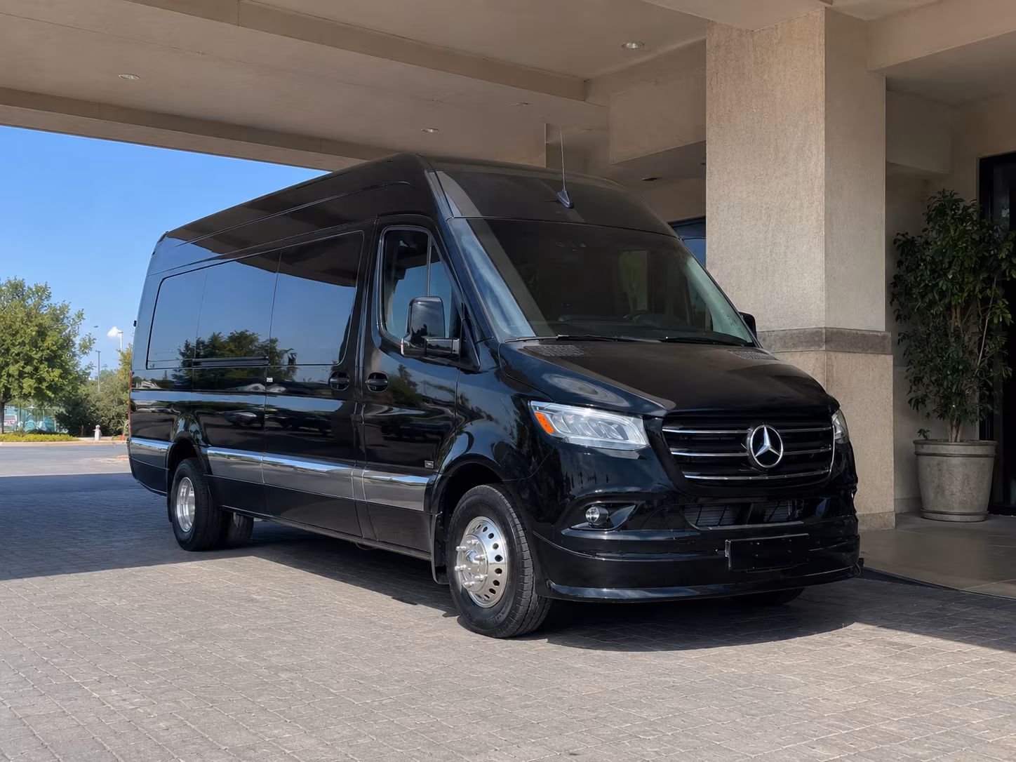 find the perfect transportation for your next wedding 5